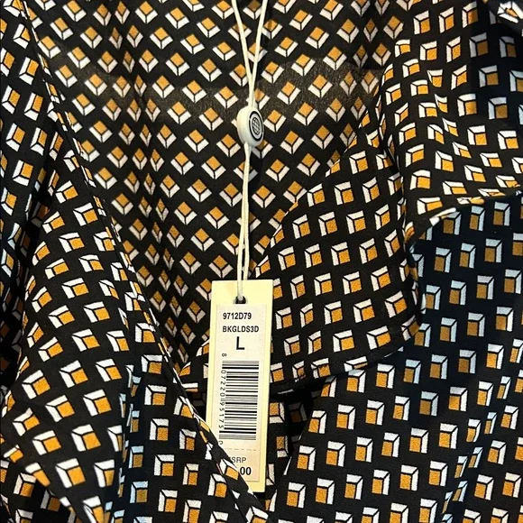 Max Studio Black and White Geometric Midi Skirt and Wrap Top Set - Picture 5 of 9